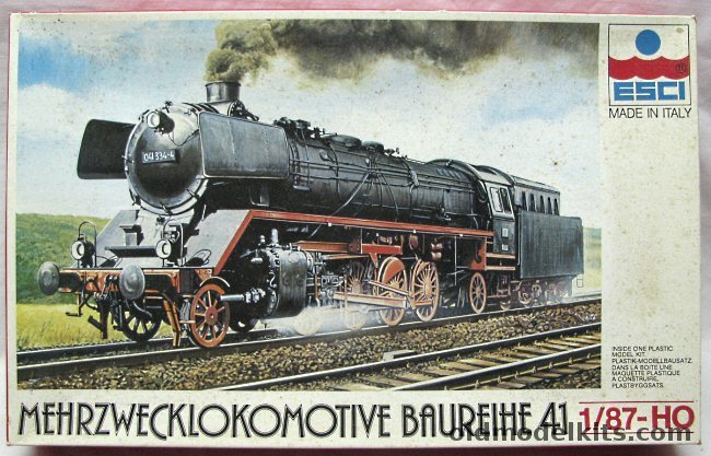 ESCI 1/87 Merhrzweck Lokomotive Baureihe 41 Steam Locomotive - HO Scale, 1001 plastic model kit